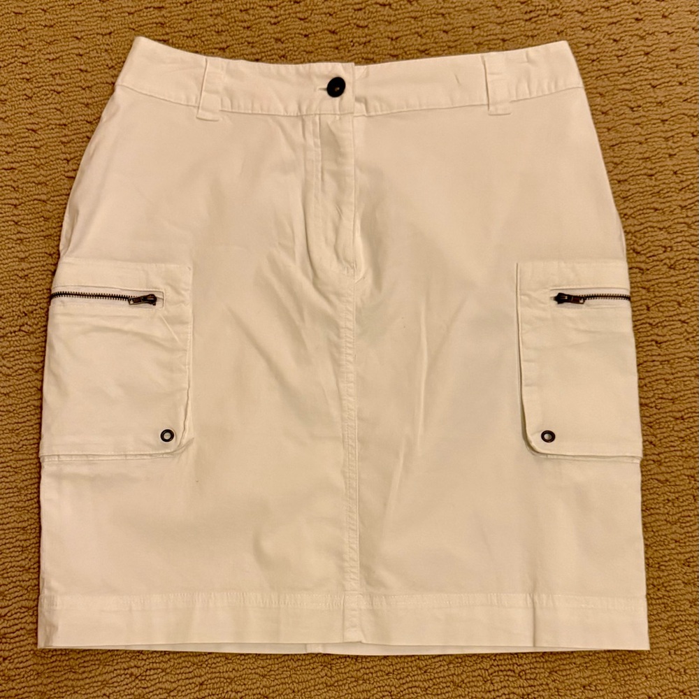 NWOT Atelier Luxe - Classic White Cargo Skirt, size 4